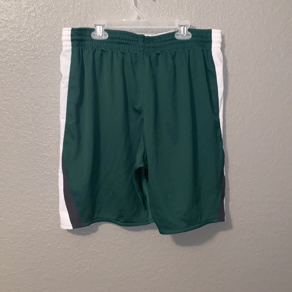 Nike Green Athletic Shorts - Picture 5 of 5